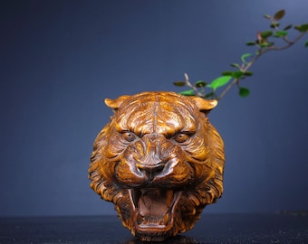 Exquisite and Rare &quot;Tiger and Tiger&quot; Statue Hand Carved Hand-Carved Hand Piece of Chinese Boxwood