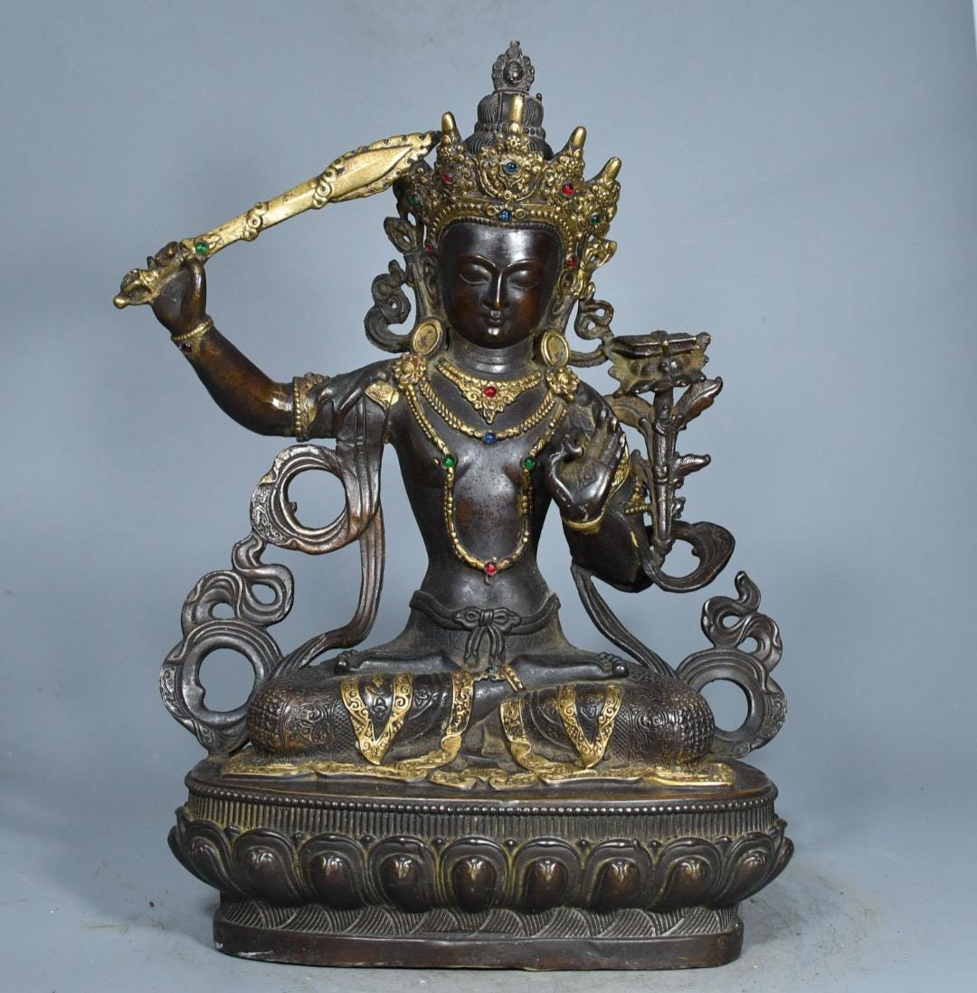 Exquisite, handgefertigte Figur des Manjushri Bodhisattva aus massivem Kupfer – ein chinesisches Ornament im Antik-Stil.