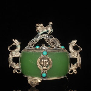 Chinese antique incense burner Tibetan silver hand-carved lion and dragon statue inlaid with precious stones，Beautifully shaped