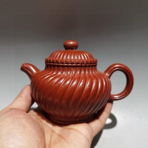 Chinese antique pure hand-painted clay exquisite rare vein pattern teapot purple clay teapot tea set ornaments