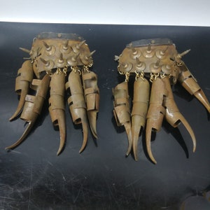 Chinese antique collection pure copper made animal claw gloves