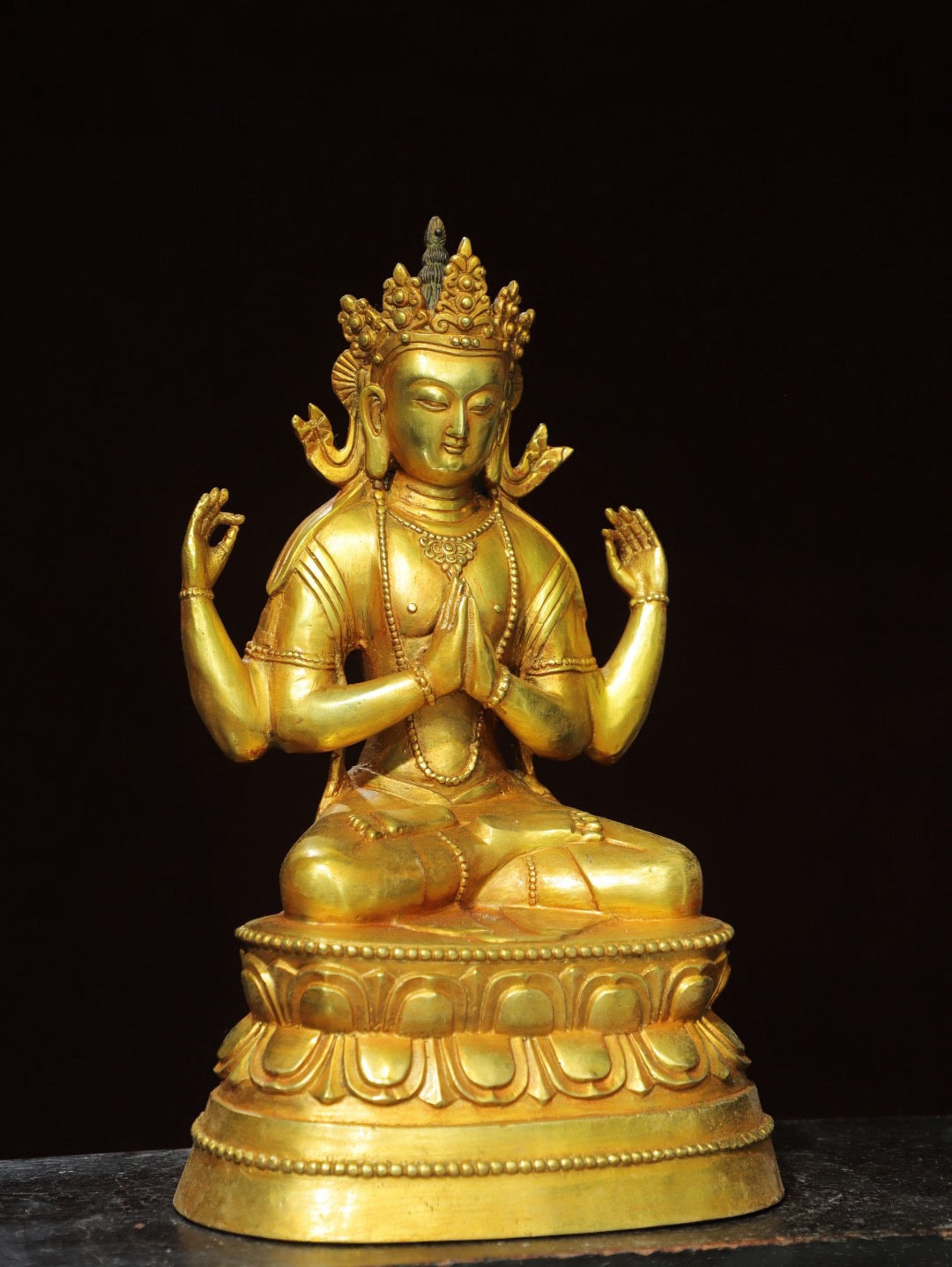 中国の骨董品 稀少珍品 清 銅のタイヤ金 四腕観音 像をつくる 置物 賞