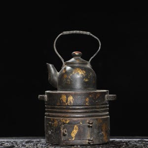 Chinese antique handcrafted exquisite rare pure copper teapot incense burner ornaments