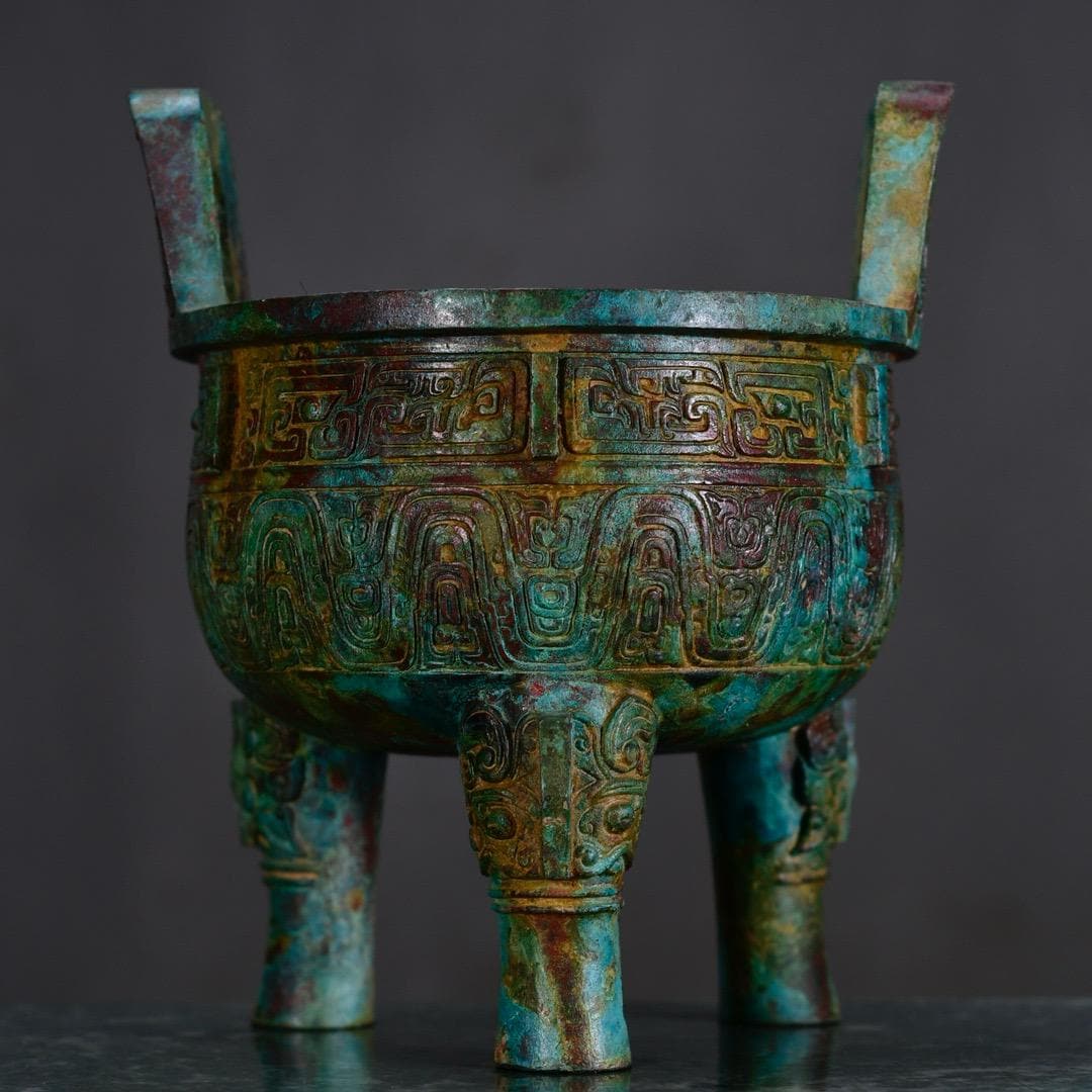 Chinese antique pure handmade exquisite rare bronze inscribed Ke Ding statue ornaments