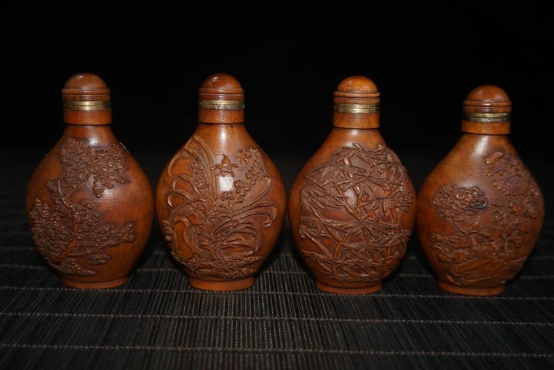 pure hand carving festival gifts modeling exquisite collection Chinese ancient natural boxwood snuff bottle statue