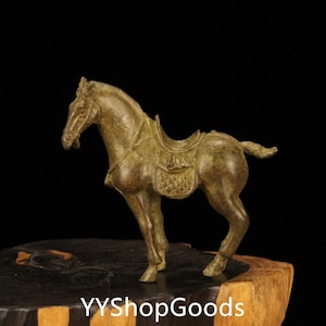 Chinese Antique Collection Handcrafted Exquisite Rare Alloy Tang Horse Statue Ornament