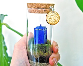 TARDIS Moss Terrarium Bottle, Doctor Who