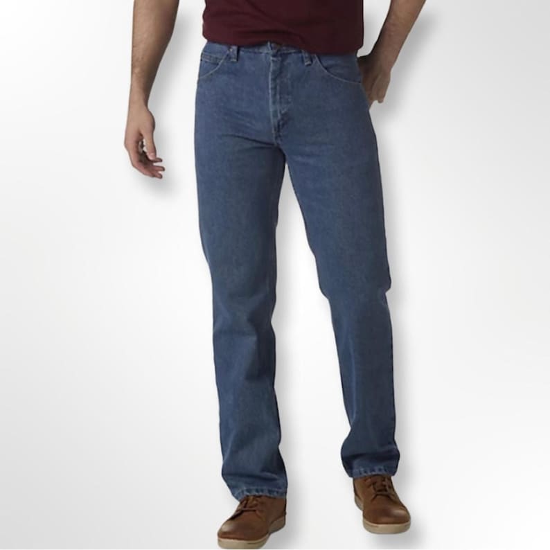Vaqueros Wrangler de calidad premium con lavado oscuro a la piedra imagen 1