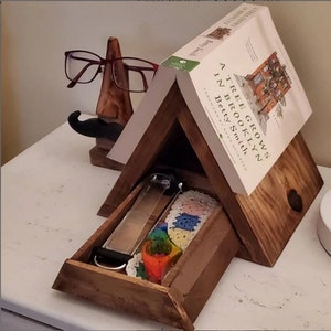 Reclaimed Wood Book Stand: Rustic Nightstand Page Holder