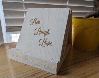 Engraving for bookstand | Personalize your book valet
