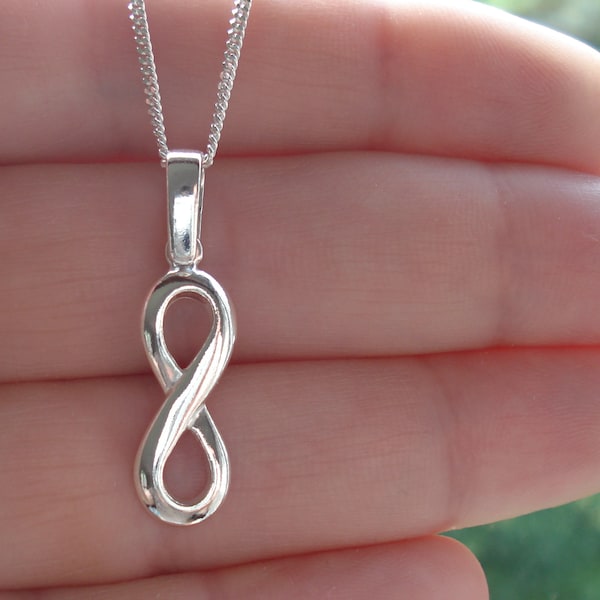 925 Sterling Silver Infinity Symbol Pendant Chain Necklace Curb Chain Infinity Sign Gift Boxed