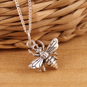 Solid 925 Sterling Silver Honey Bee 3D Bee Pendant Necklace Curb Chain 16-30 Inches Gift Boxed