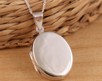 925 Sterling Silver Large Oval Plain Photo Locket Pendant Necklace Chain 16-30 Inches Gift Boxed