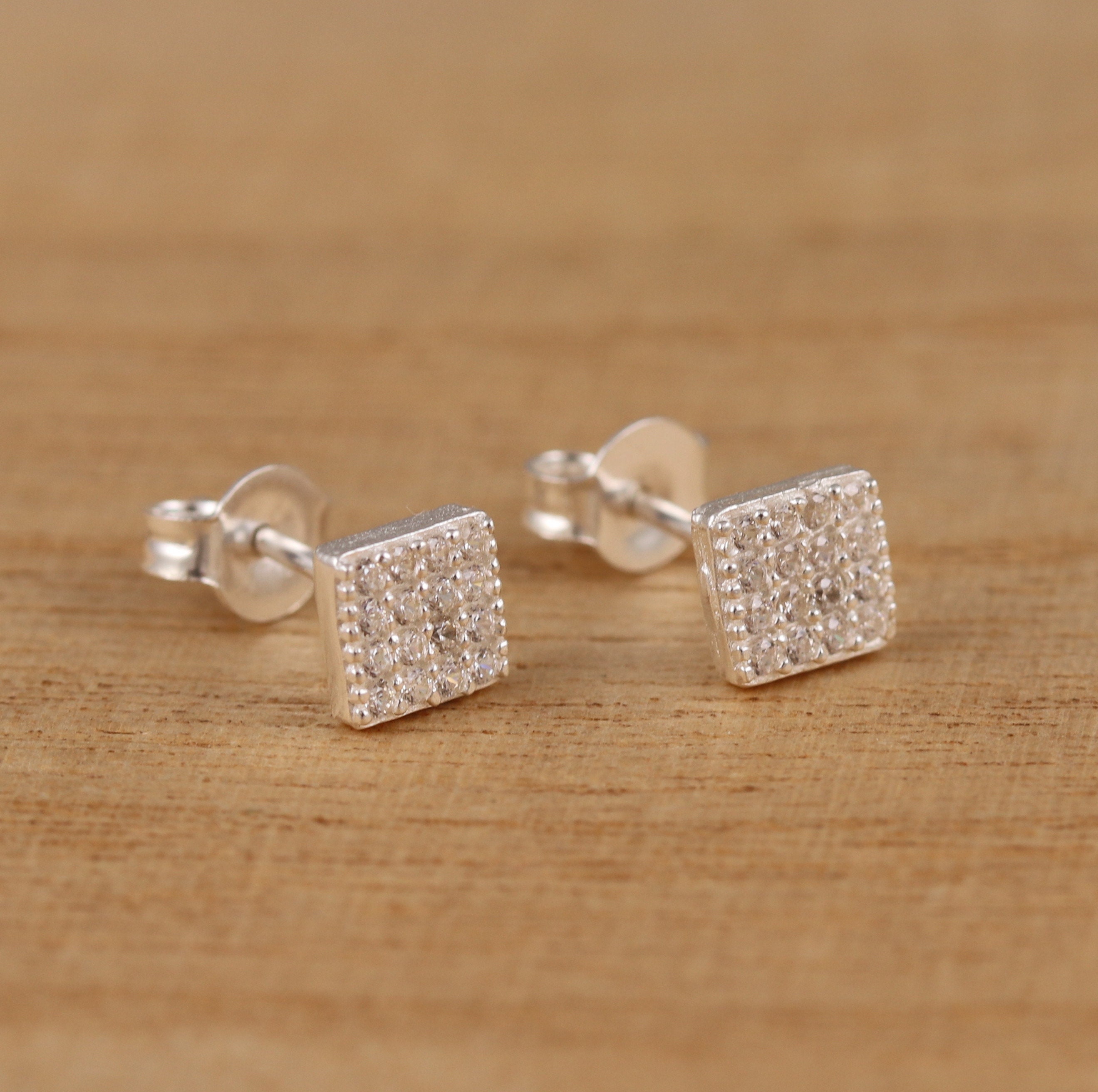 V & p deals jewellery co ltd