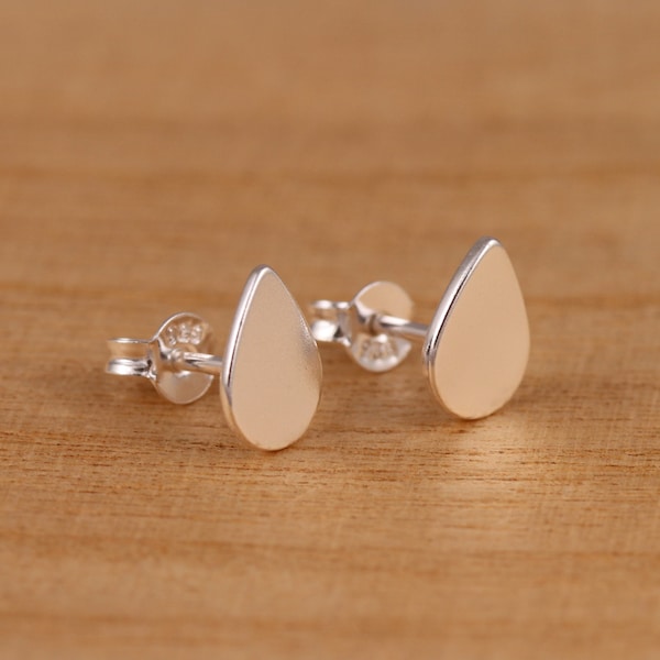 Solid 925 Sterling Silver Teardrop Stud Earrings Plain Stylish Jewellery Gift Boxed