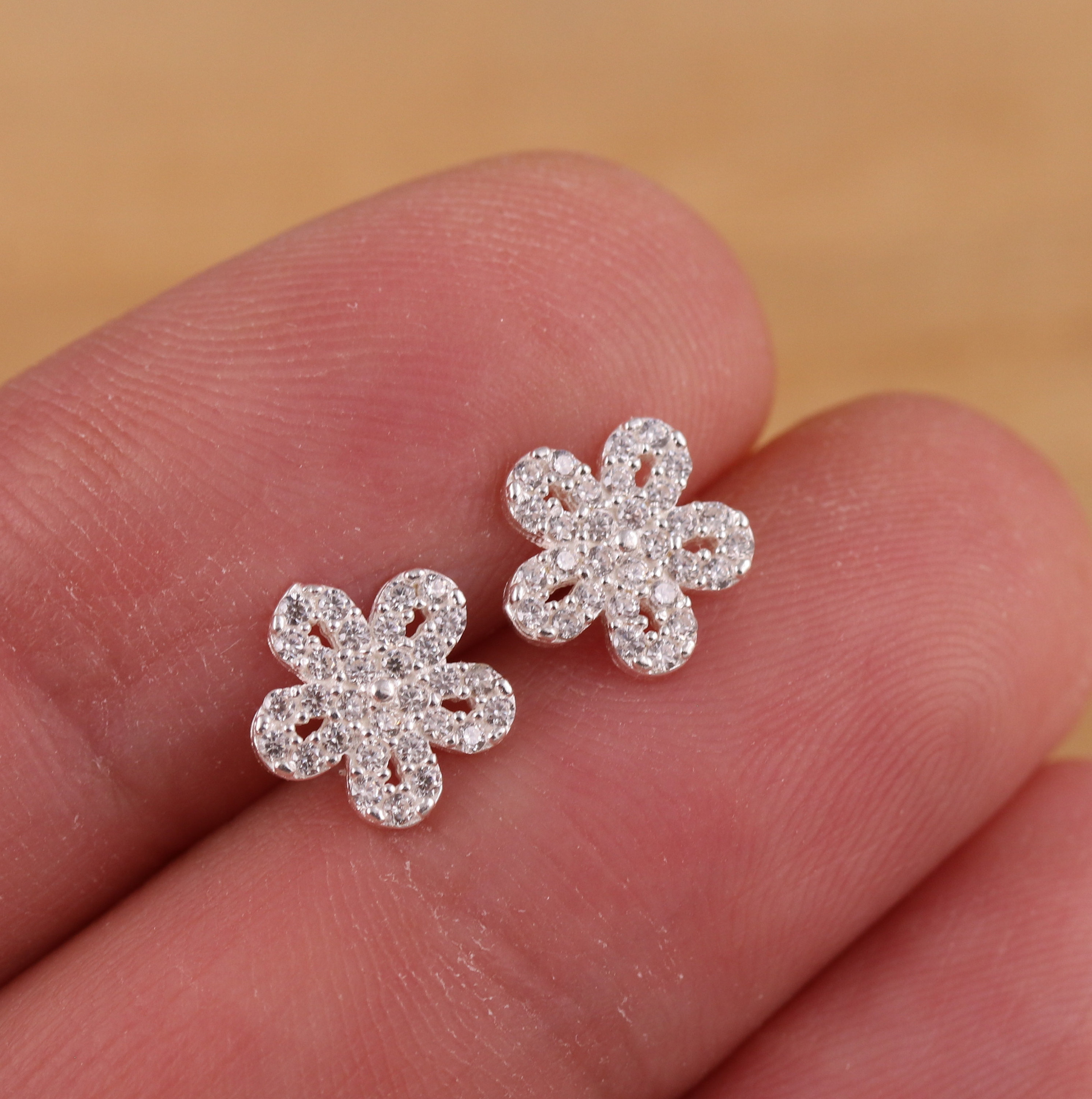 Solid 925 Sterling Silver Cubic Zirconia Flower Stud
