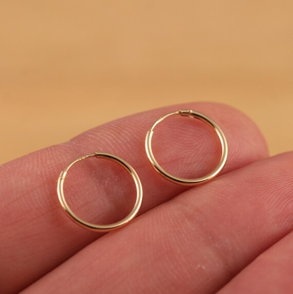 Boucles D'oreilles Créoles Articulées En Or Jaune 9 Carats - Marque Jewellerybox