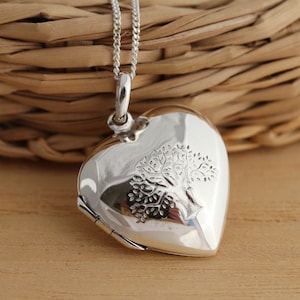 Collier pendentif médaillon coeur arbre de vie en argent sterling 925 dans une boîte cadeau