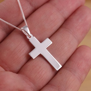 Solid 925 Sterling Silver Plain Cross Crucifix Pendant Necklace Curb Chain Gift Boxed
