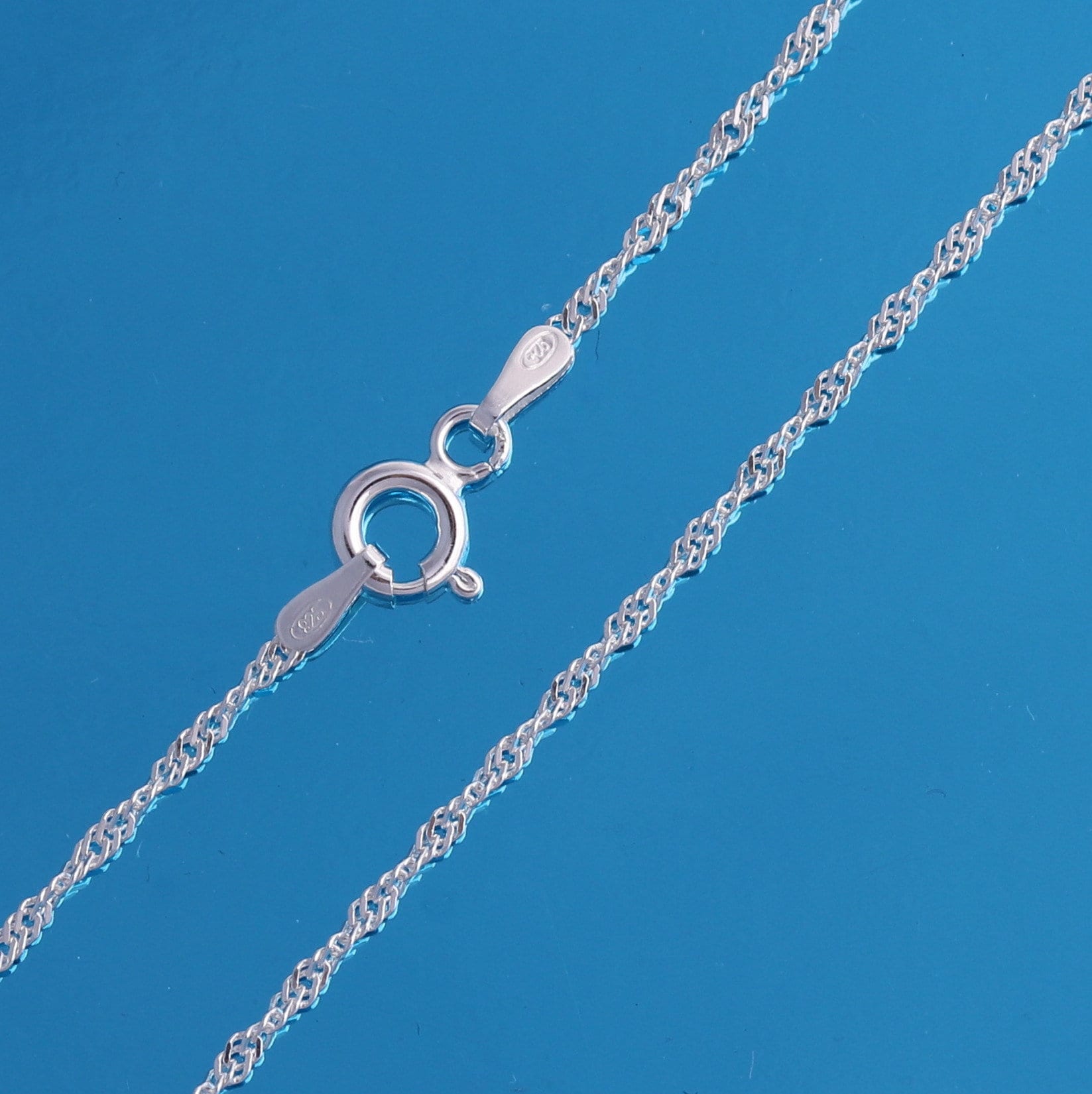 925スターリングシルバー 1.5 mm シンガポールチェーンネックレス 様々