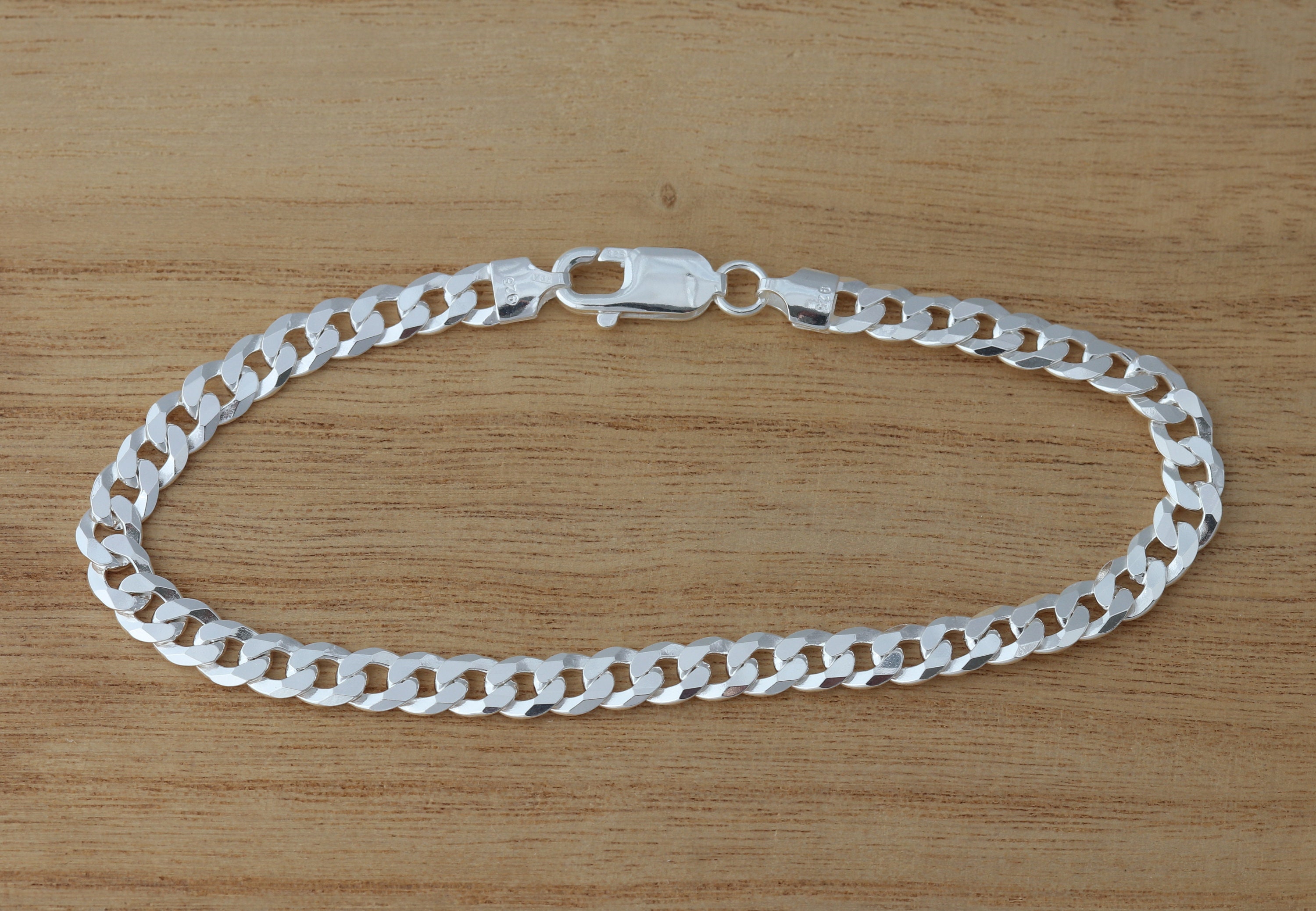 925 Sterling Silver 5mm Curb Chain Bracelet 7.5 8.0 8.5 9.0 925 Sterling Silver 5mm Curb Chain Bracelet 7.5 8.0 8.5 9.0
