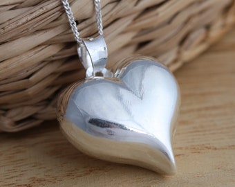 925 Sterling Silver Plain Puffed Heart Pendant 23mm x 23mm Charm Necklace Chain Gift Boxed