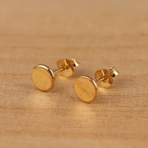 Yellow Gold Plated 925 Sterling Silver Round Circle 6mm Stud Earrings Plain Flat Circle Stud Geometrical Gift Boxed