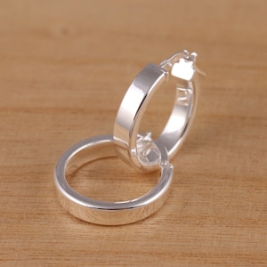 Massief 925 sterlingzilver effen Huggie Hoop 19 mm diameter vierkante buis oorbellen Geschenkverpakking