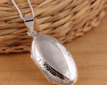Collana con medaglione fotografico ovale inciso in argento sterling 925 - Confezione regalo