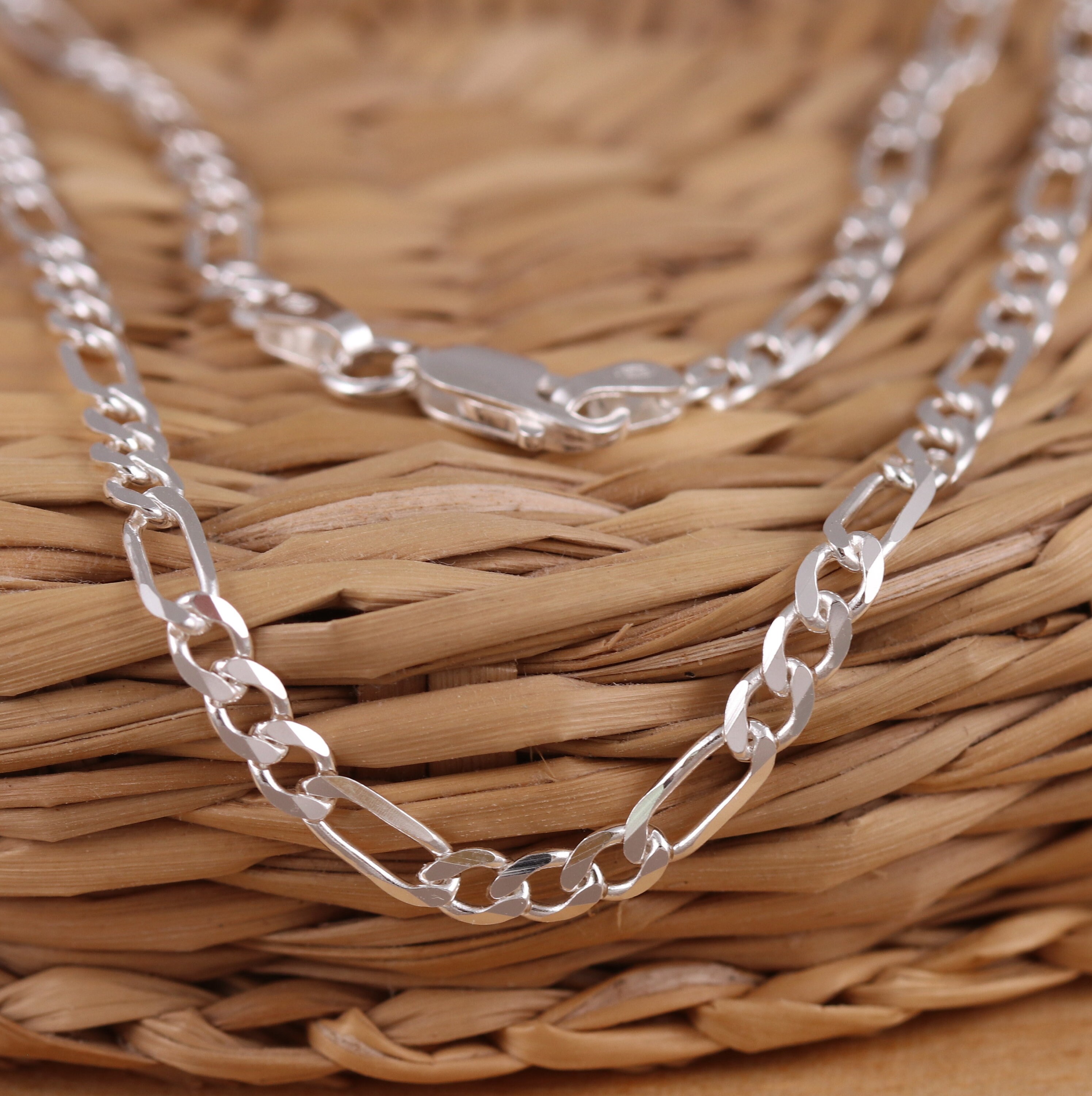 18 Length Stainless Steel Necklace 18 2.5mm X 2mm Cable Chain With Lobster  Clasps 18 Inches 2405 