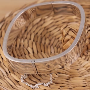 Pulsera de plata de ley 925 maciza cuadrada, lisa, de 12 mm, gruesa, con sello del Reino Unido, en caja de regalo.