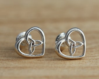 Solid 925 Sterling Silver Trinity Knot Love Heart Celtic Stud Earrings Gift Box