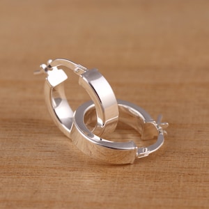 Solid 925 Sterling Silver Plain 15mm x 4mm Huggie Hoop Earrings Gift Boxed