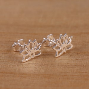 Solide 925 Sterling Silber Lotus Blume Ohrstecker Geschenk Boxed