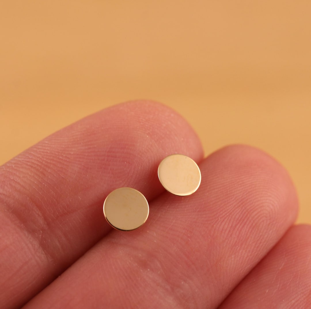 9ct Yellow Gold Mini Initial 'O' Stud Earrings main image 0