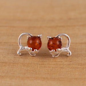 Natural Baltic Amber 925 Sterling Silver Cat Stud Earrings Gift Boxed