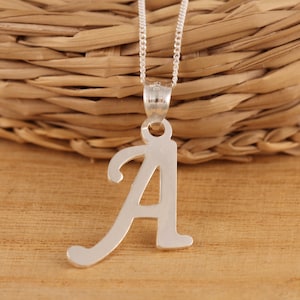 Collier à breloques avec pendentif initial à grande lettre en argent sterling 925 massif, chaîne gourmette de 16 à 30 pouces dans une boîte cadeau