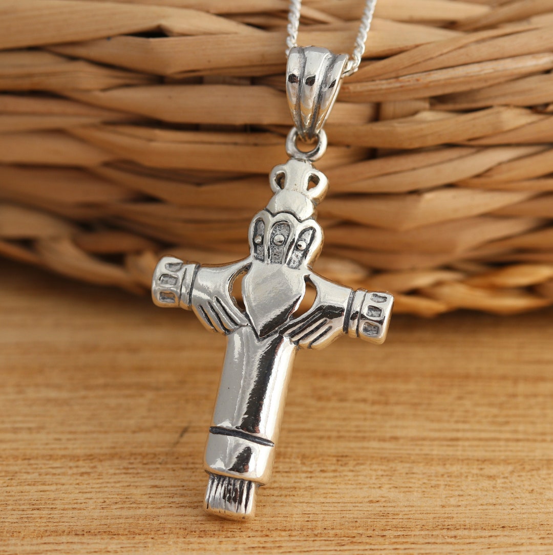 925 Sterling Silver Celtic Cross Pendant With Claddagh Design Necklace ...