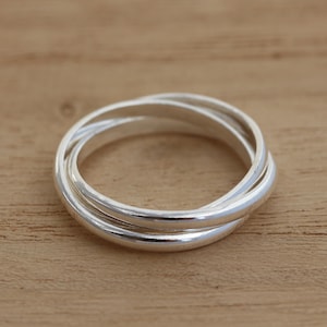 Alliance russe à 3 bandes en argent sterling 925 massif, bague triple entrelacée, différentes tailles, dans une boîte cadeau