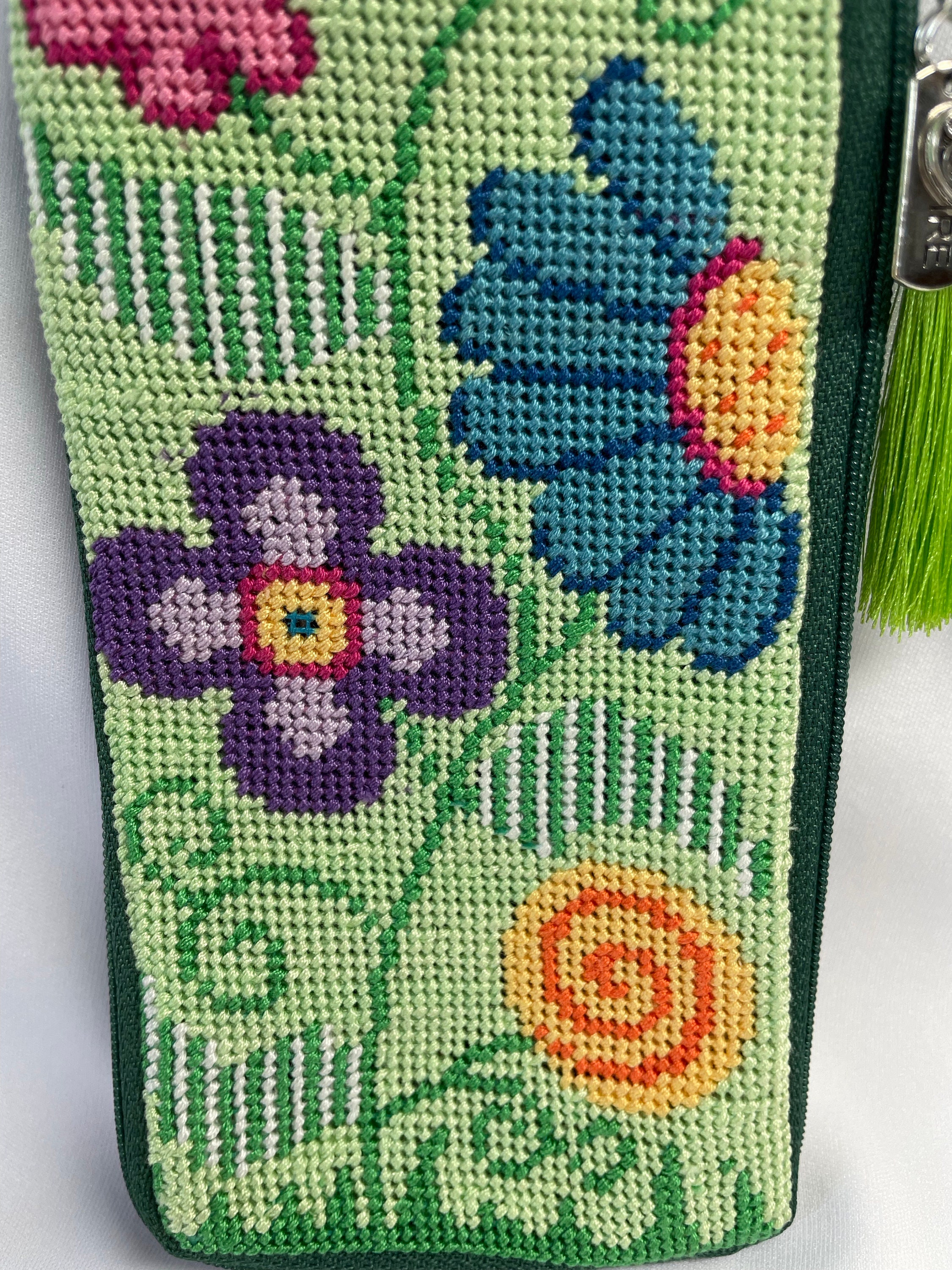 Stitch Zip Needlepoint Eyeglass Case Kitsvariety Of, 50 OFF