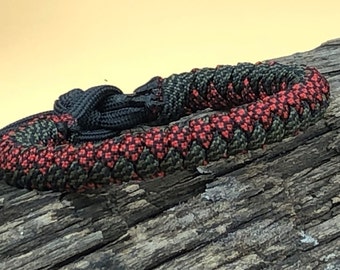 Thin Sinister - Handgefertigtes Paracord Armband