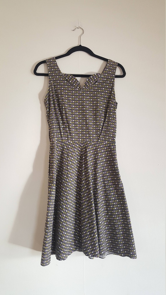 Vintage 1940s Gray Purple Floral Day Dress