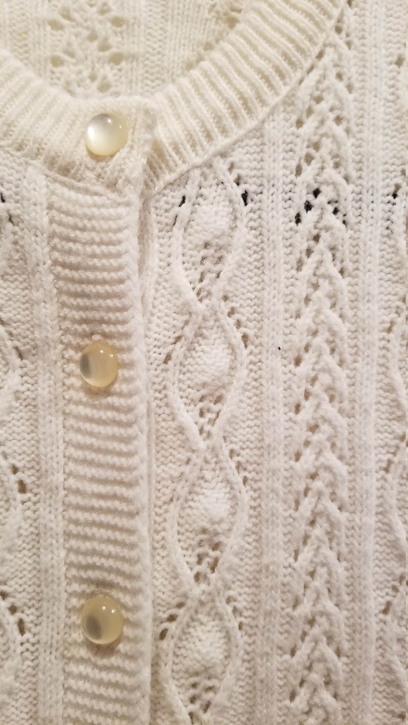 Vintage 1950s White Scalloped Cardigan