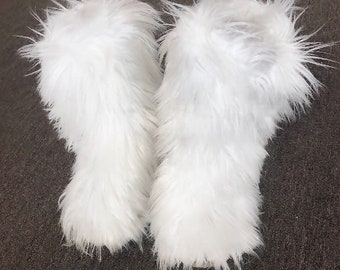 white faux fur boots