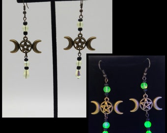 Bronze triple moon pentagram uranium glass earrings, wiccan earrings, pagan jewelry, blacklight reactive, vaseline glass celestial jewelry