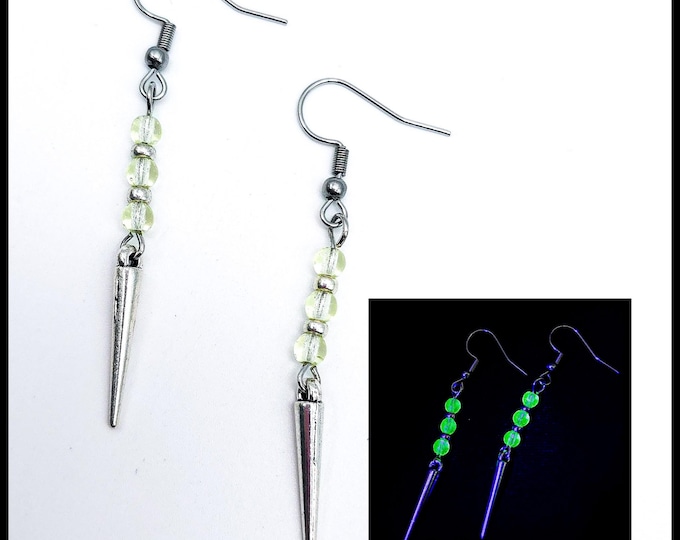 Silver spike uranium glass earrings
