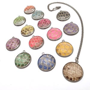 Snakeskin shed pendant necklace, ethically sourced snake skin oddity, unique gift for snake and reptile lover, snakeskin pattern jewelry