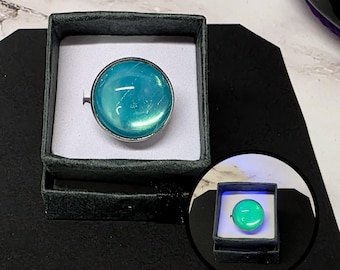 Blue uranium glass cabochon ring