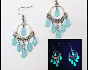 Blue uranium glass chandelier earrings, blacklight uv reactive party jewelry, unique light blue uranium glass beaded earrings