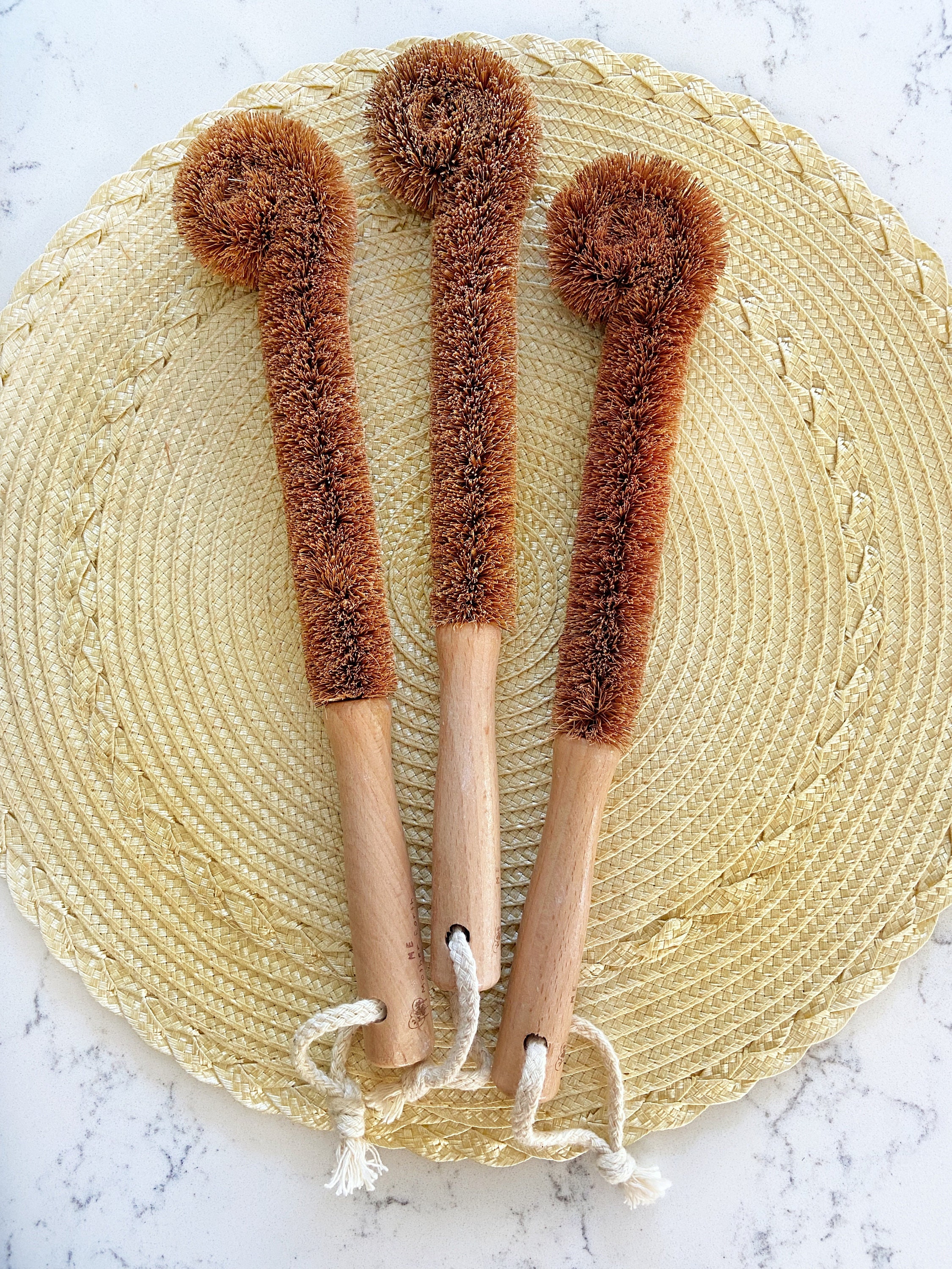 2 Pcs Multifunctional Brush Cleaning Brush Kitchen Scrub Brush with Handle,  Skinny Small Scrub Brushes for Cleaning Bathroom Shower Kitchen Pot  Cleaning Brushes for Home Use 